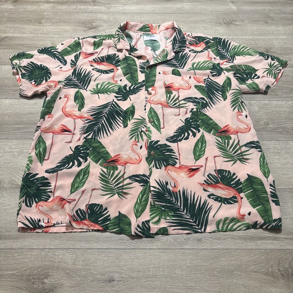 Old Navy Men’s Hawaiian Shirt XXL Pink Flamingo Tropical Button Up
